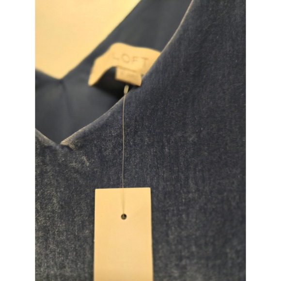 LOFT Blue Velvet V-Neck Camisole Cami Top NWT S 549363 - Picture 2 of 9